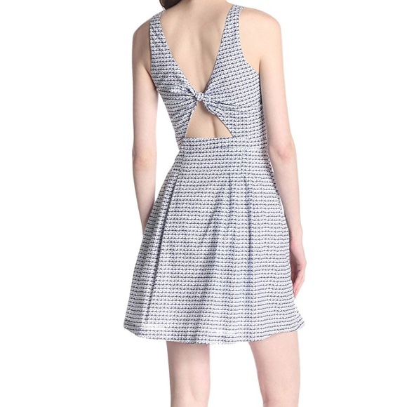 Joie Dresses & Skirts - Joie Nielah Viole tie back dress